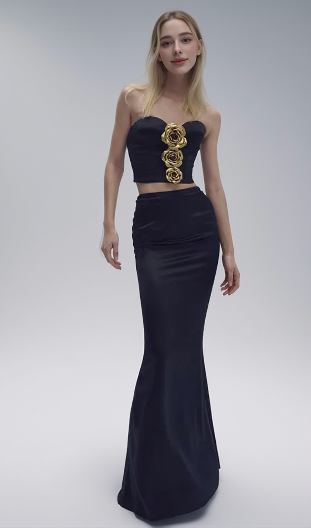 SET MIT 3D-BLUMENVERZIERUNG IN SCHWARZ