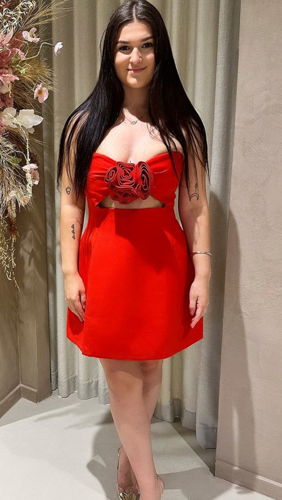 RED STRAPLESS CUTOUT MINI DRESS