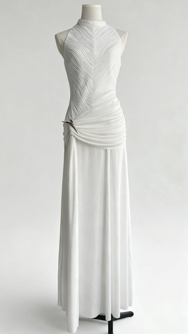 AIIZIE Jára Elegant Halter Neck Knotted Maxi Dress - Effortless Chic for Special Occasions - product image