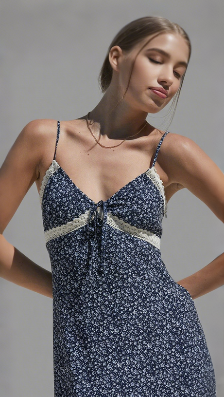 V-NECKLINE FLORAL LACE TRIM MIDI DRESS IN NAVY