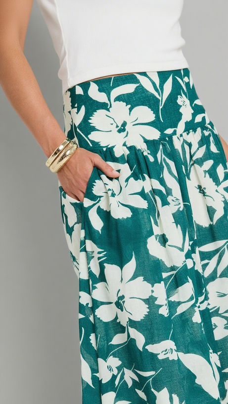 AFFINITY FOREST FLORAL SHIRRED BACK TIERED MAXI SKIRT