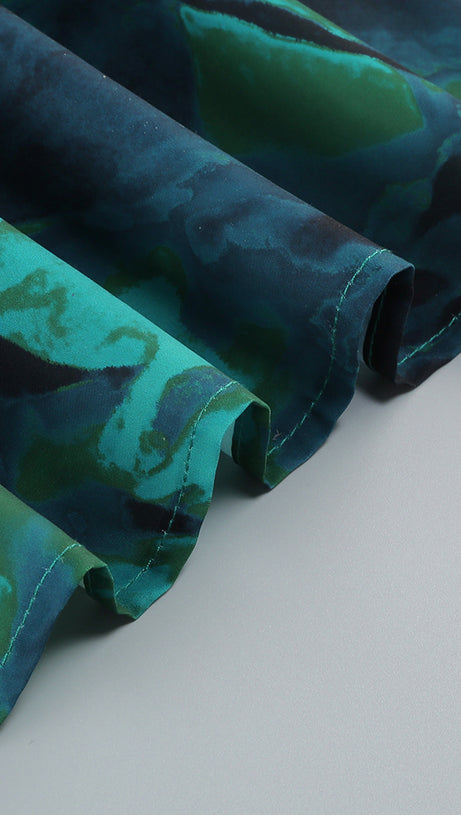 ABITO CON APERTURA SUL PETTO E ABITO MIDI VERDE