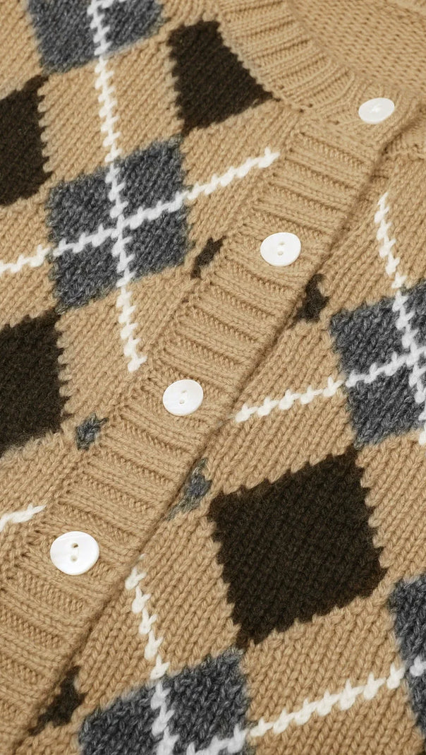 AIIZIE Jeffery Women's Cropped Argyle Knit Cardigan - Timeless Chic & Cozy - product image