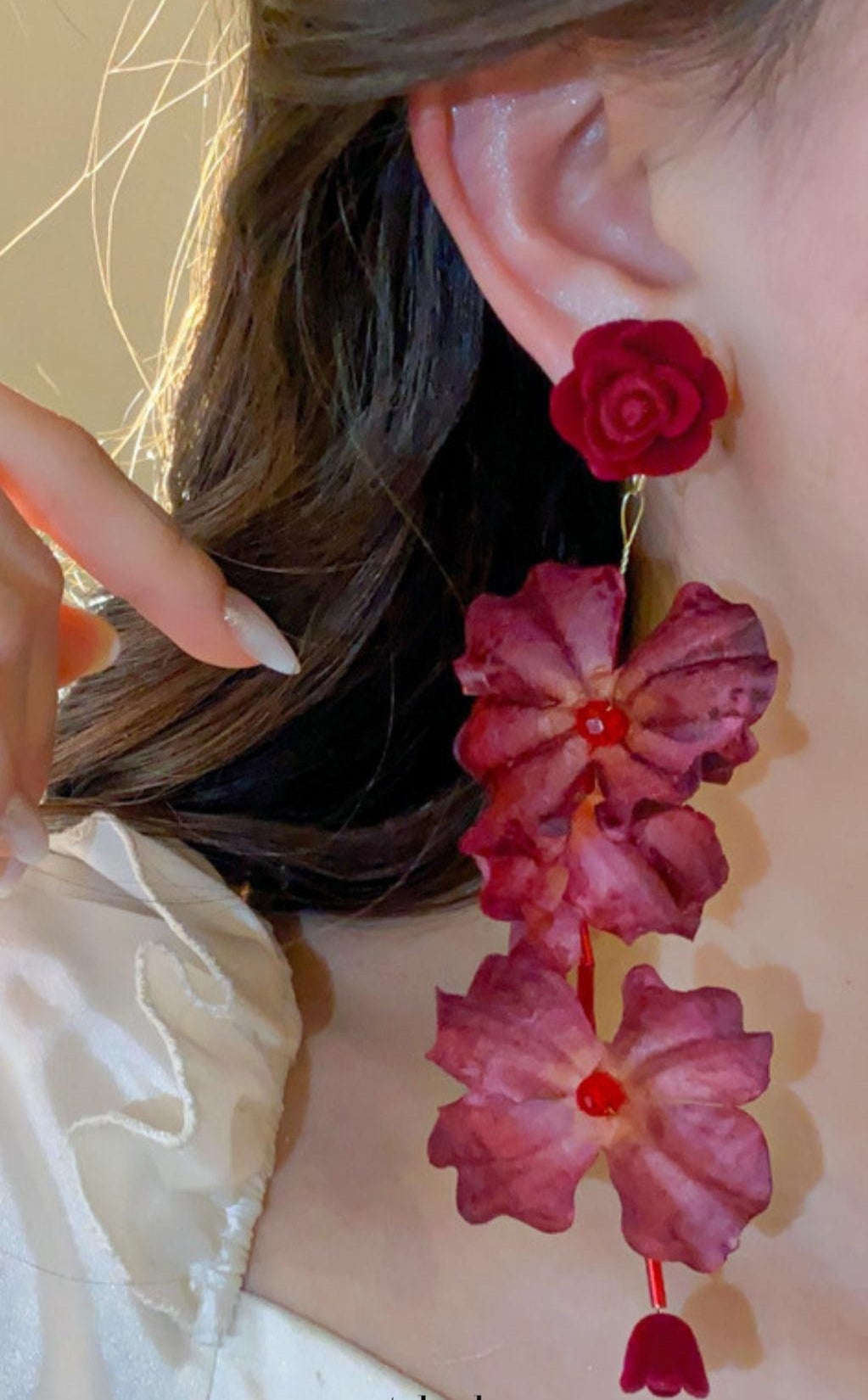 DEBBIE FLOWER EARRINGS