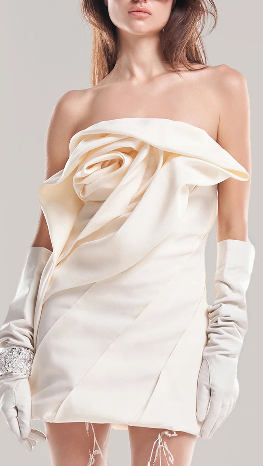 ALISA STRAPLESS FLOWER MINI DRESS IN APRICOT