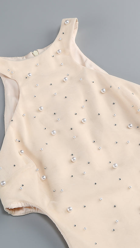 Schulterfreies, tailliertes, perlenverziertes Fischschwanzkleid 