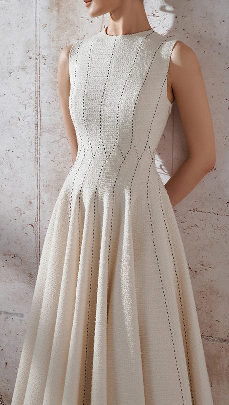 ASTRID SLEEVELESS PLEATED MIDI DRESS IN BEIGE