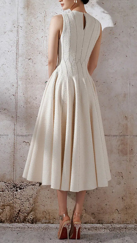 ASTRID SLEEVELESS PLEATED MIDI DRESS IN BEIGE