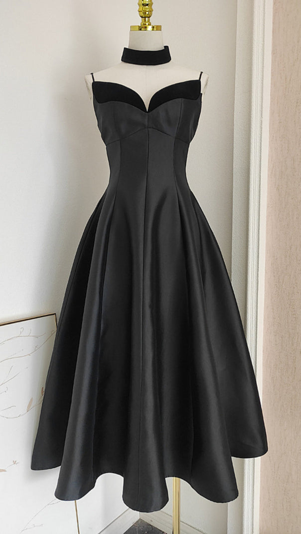 AIIZIE PATCHWORK MIDI DRESS IN BLACK - product image