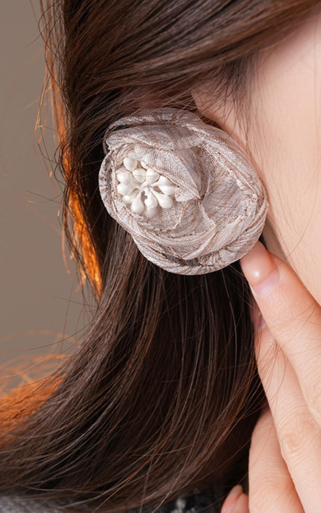 DANNY FLOWER EARRINGS