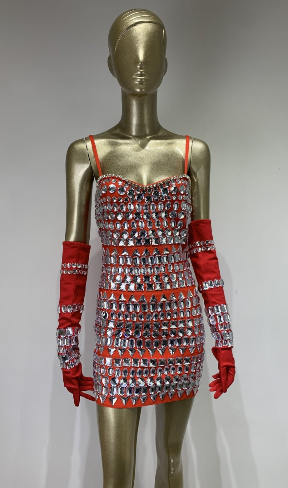 CRYSTAL EMBELLISHED BANDAGE DRESS WITH GLOVES IN RED