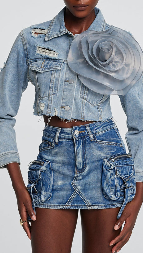 ALAIAO TORN FLOWER DENIM JACKET IN BLUE