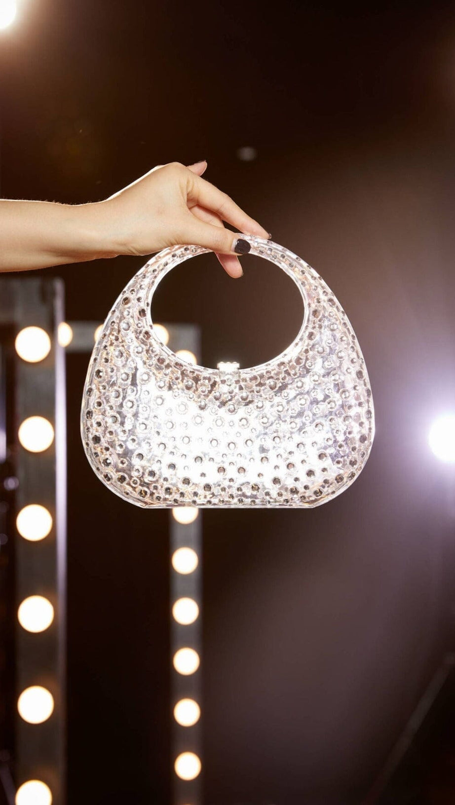 CLEAR EMBELLISHED BAG IN WHITE