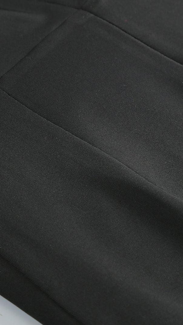 Maxikleid aus Crêpe mit Blumenmuster in Schwarz 