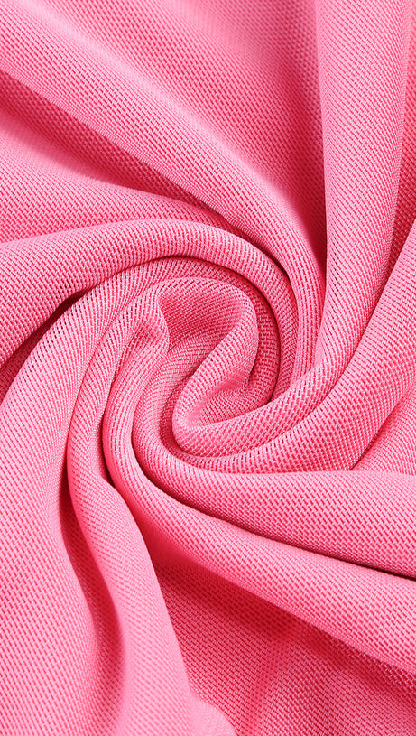 PINK MAXIKLEID MIT AUSSCHNITT UND RÜSCHEN 