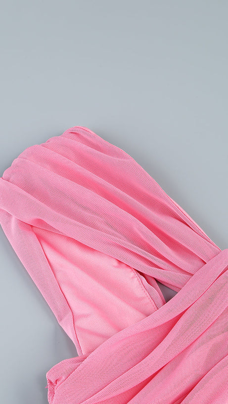 PINK MAXIKLEID MIT AUSSCHNITT UND RÜSCHEN 