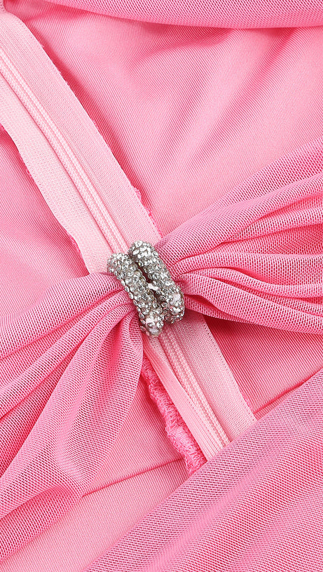 PINK MAXIKLEID MIT AUSSCHNITT UND RÜSCHEN 