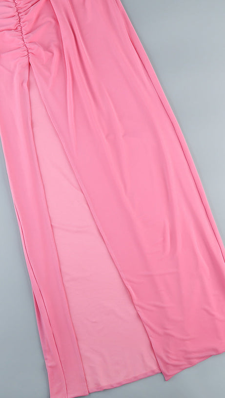 PINK MAXIKLEID MIT AUSSCHNITT UND RÜSCHEN 