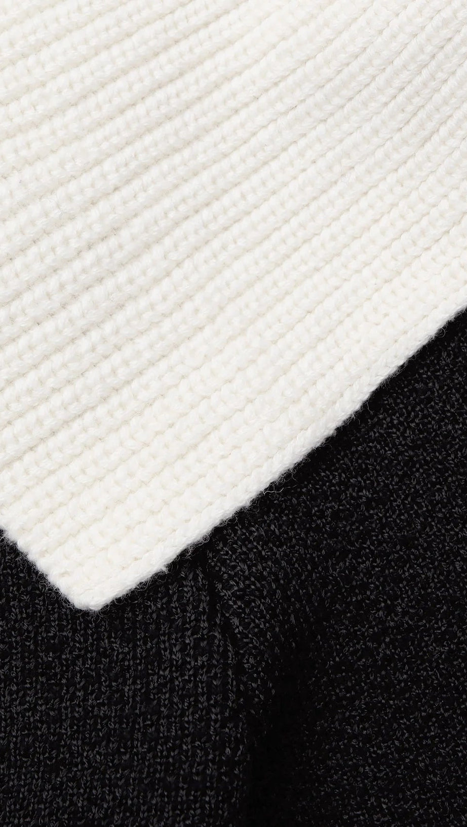 CARDIGAN IN MAGLIA NERA CON COLLO A CONTRASTO 