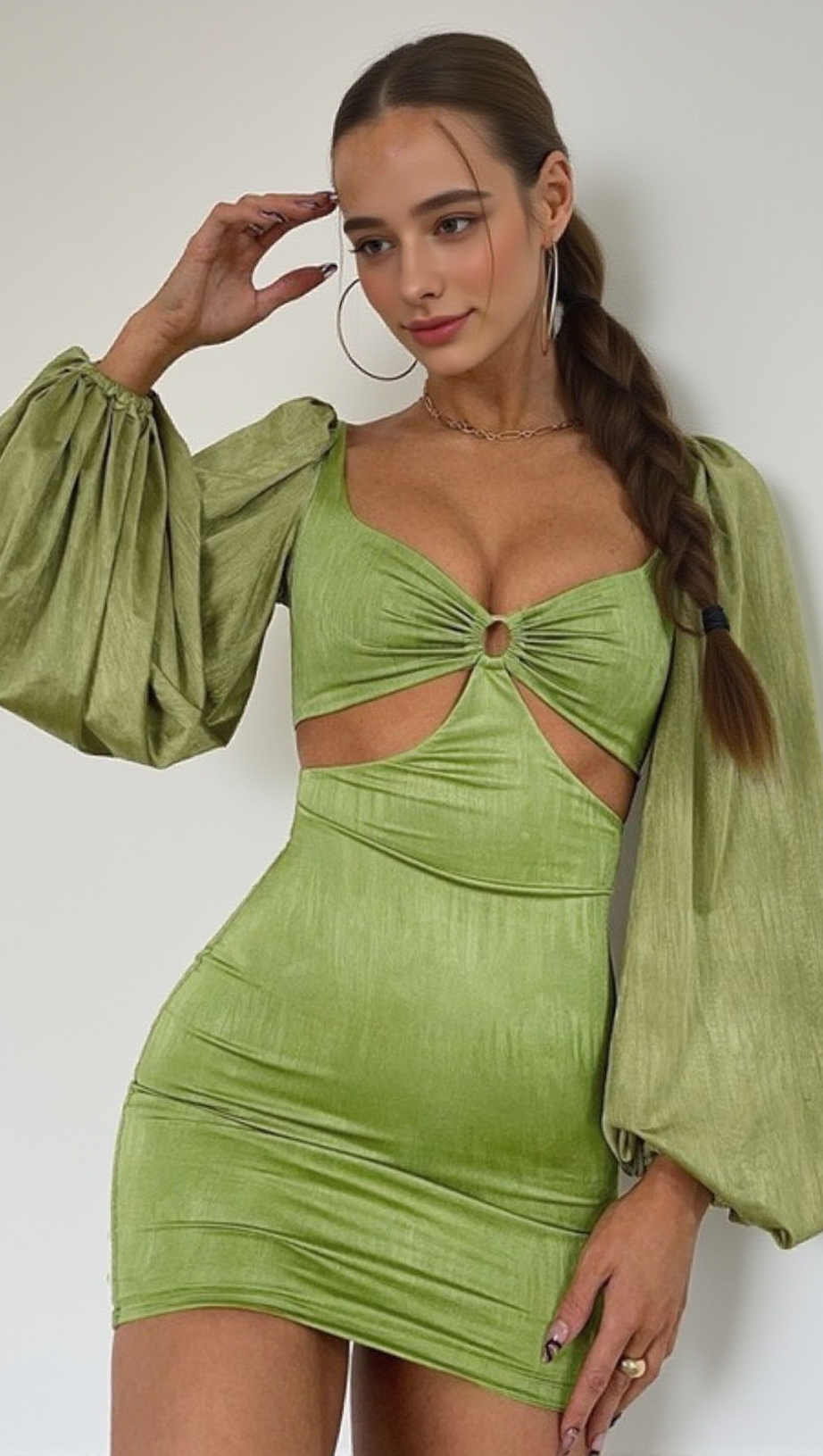 CAGE SLEEVE HOLLOW MINI DRESS IN GREEN