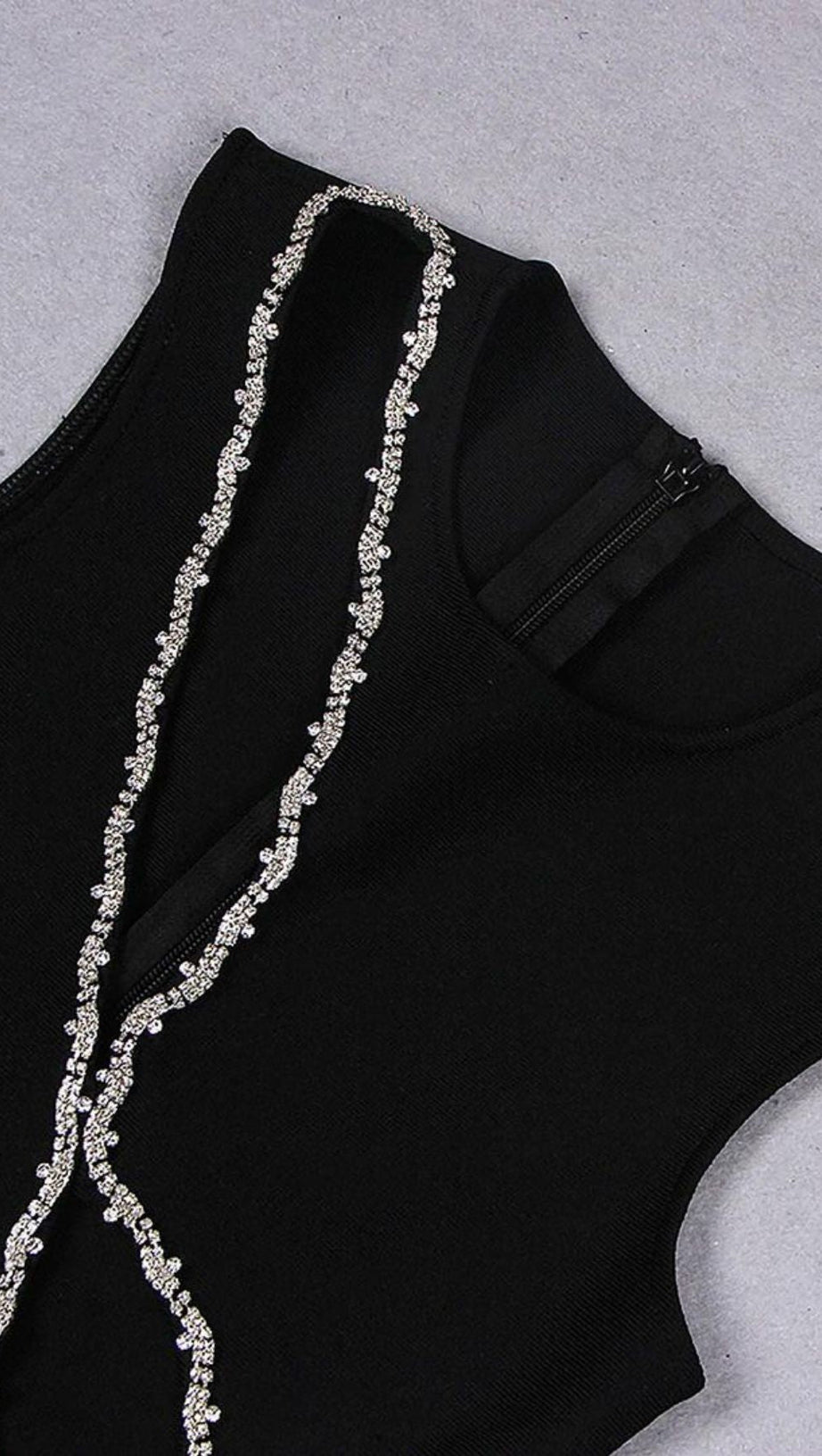 CRYSTAL CUT OUT BANDAGE MIDI DRESS IN BLACK