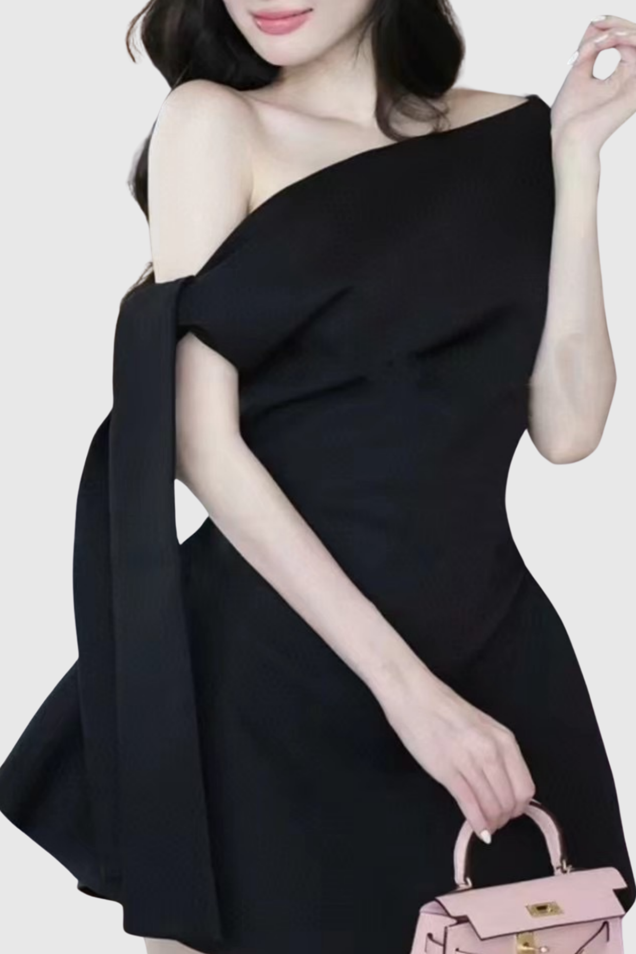 Calwa – Asymmetrisches, ausgestelltes Minikleid mit One-Shoulder-Träger