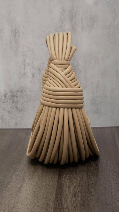 DOUBLE KNOT TOTE BAG IN APRICOT