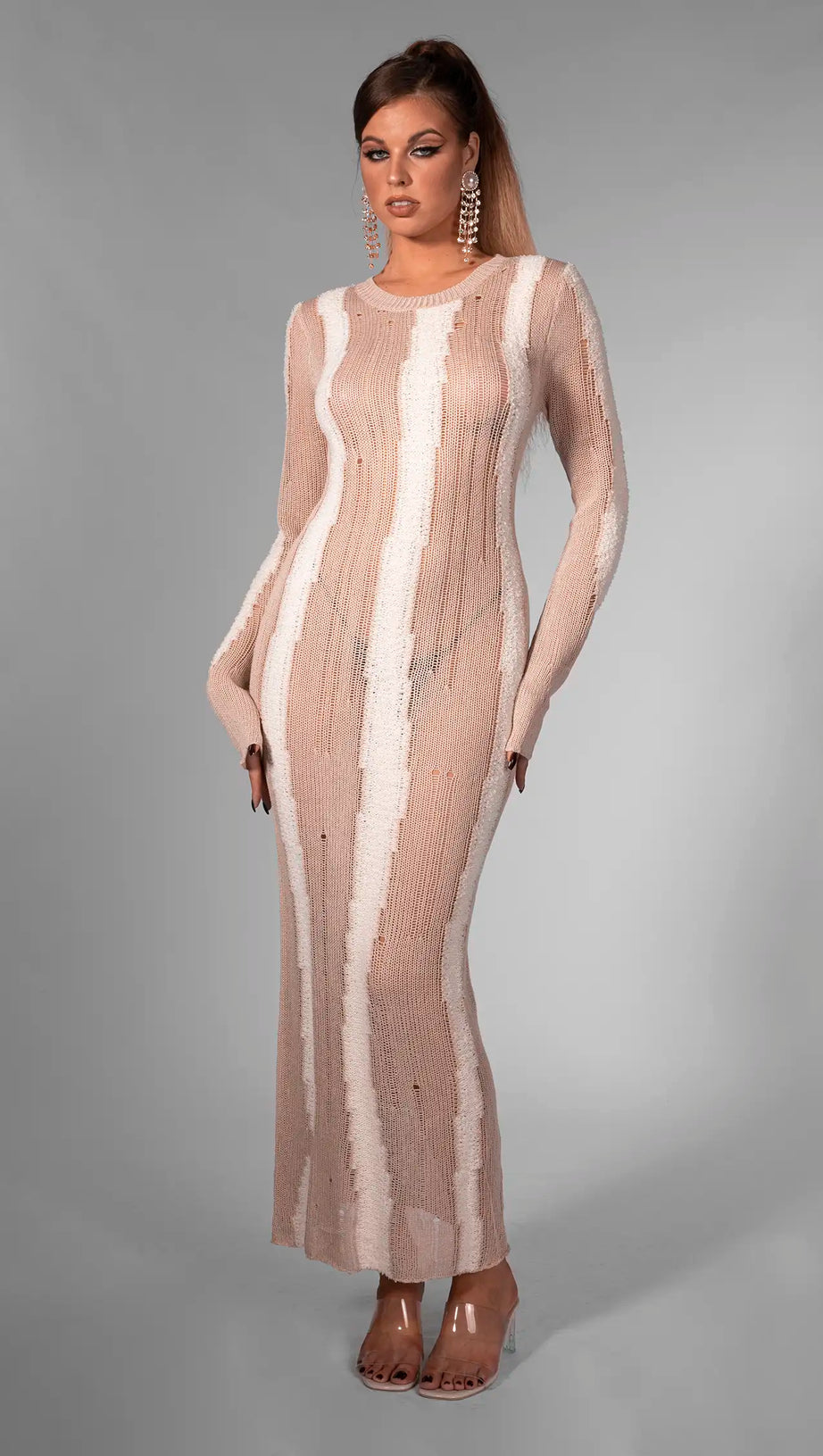 Bryonna – Transparentes Strick-Maxikleid in Braun