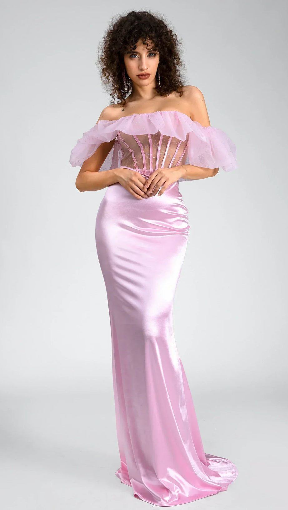 Agnaki – Trägerloses, figurbetontes 2-teiliges Set aus Organza-Satin