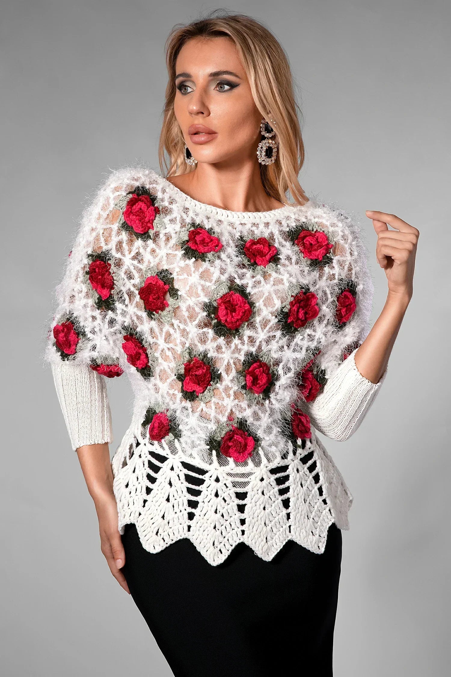 MAGLIONE ALL'UNCINETTO CON FIORI 3D NADEEN