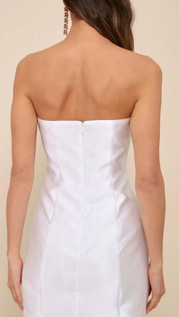 AIIZIE CHARMING DESTINY WHITE 3D FLORAL APPLIQUE STRAPLESS MINI DRESS - product image