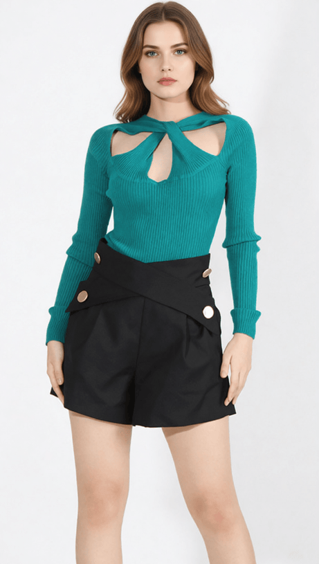 ILANA CHIC EMERALD RIBBED KNIT LONG SLEEVE TOP WITH KNOT CUTOUT DETAIL