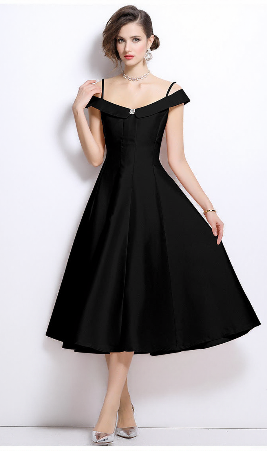 meroy off-shoulder satin pleated midi dress in black
