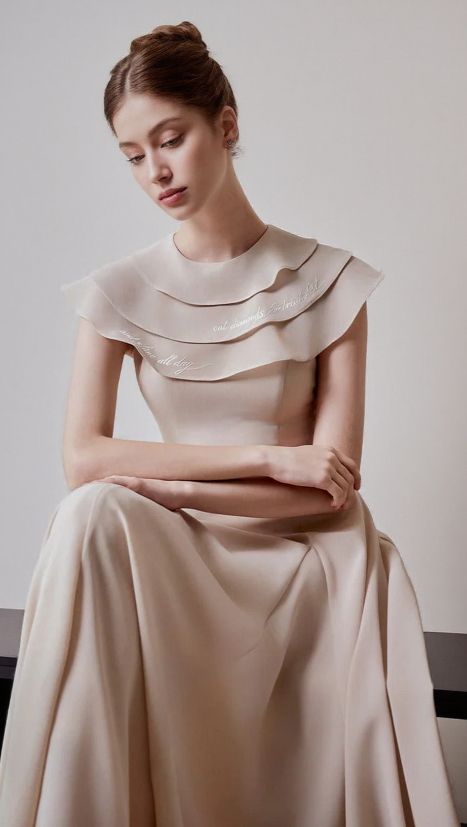 A-LINE JEWEL NECK VISCOSE ANKLE MAXI DRESS IN BEIGE