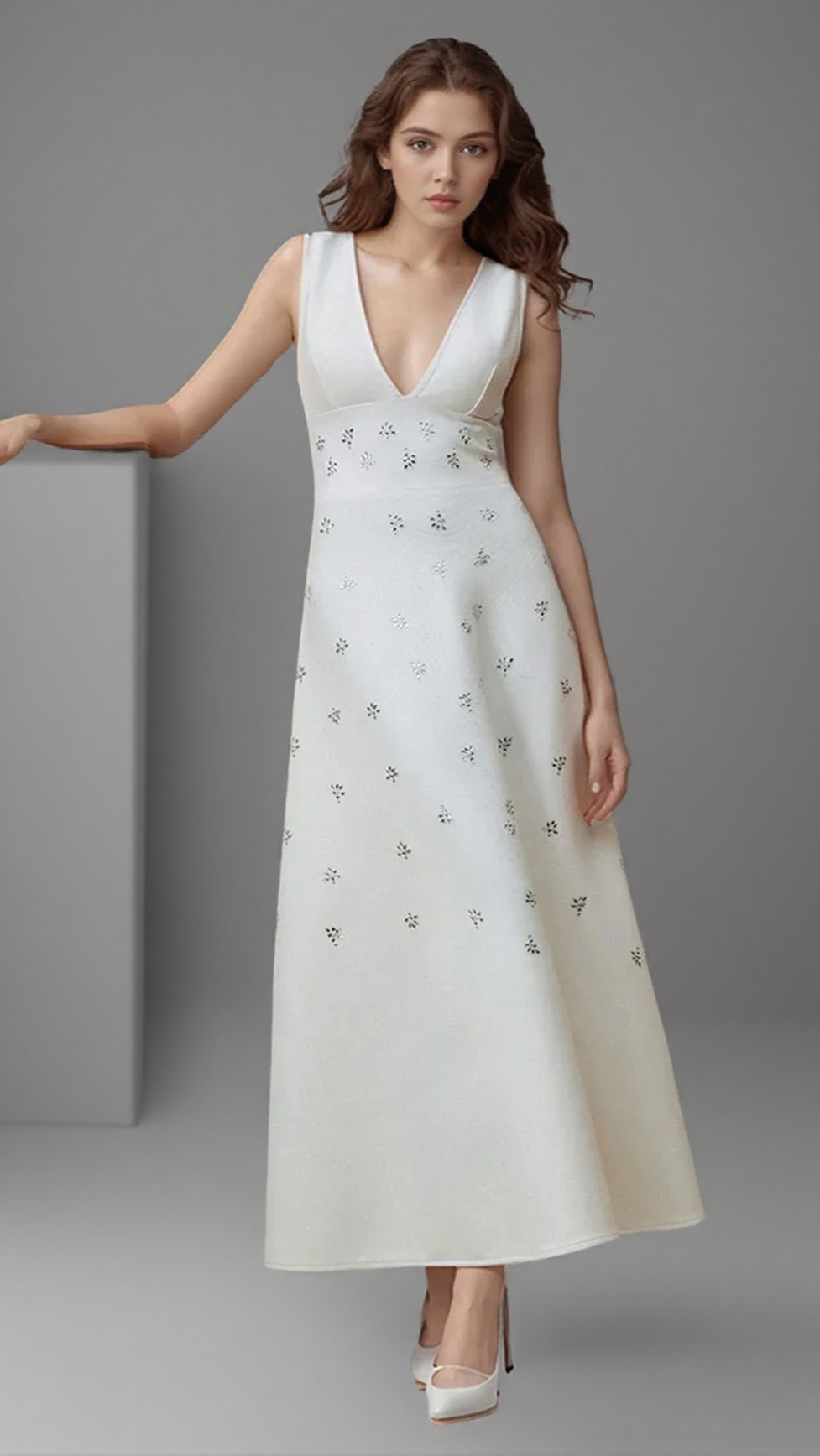 LILY DIAMOND V-NECK MIDI DRESS IN WHITE