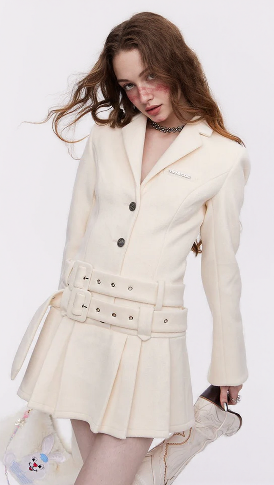 LONG SLEEVE SUIT PLEATED SKIRT IN BEIGE