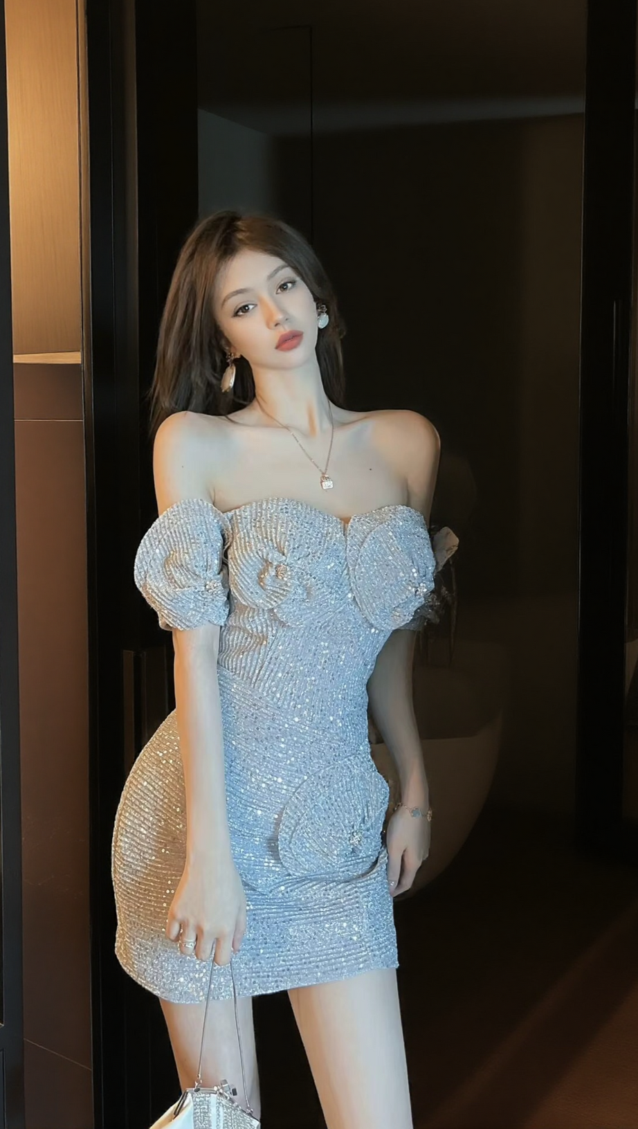 MINI ABITO MONOSPALLA SENZA SPALLINE LUCENTE