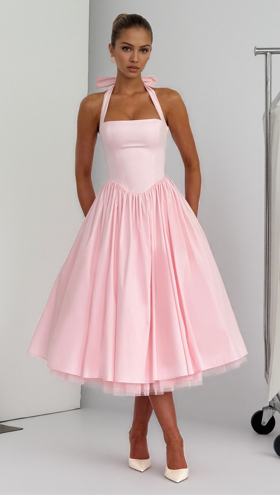 CRESSIDA BACKLESS PUFFY MIDI DRESS - BLUSH