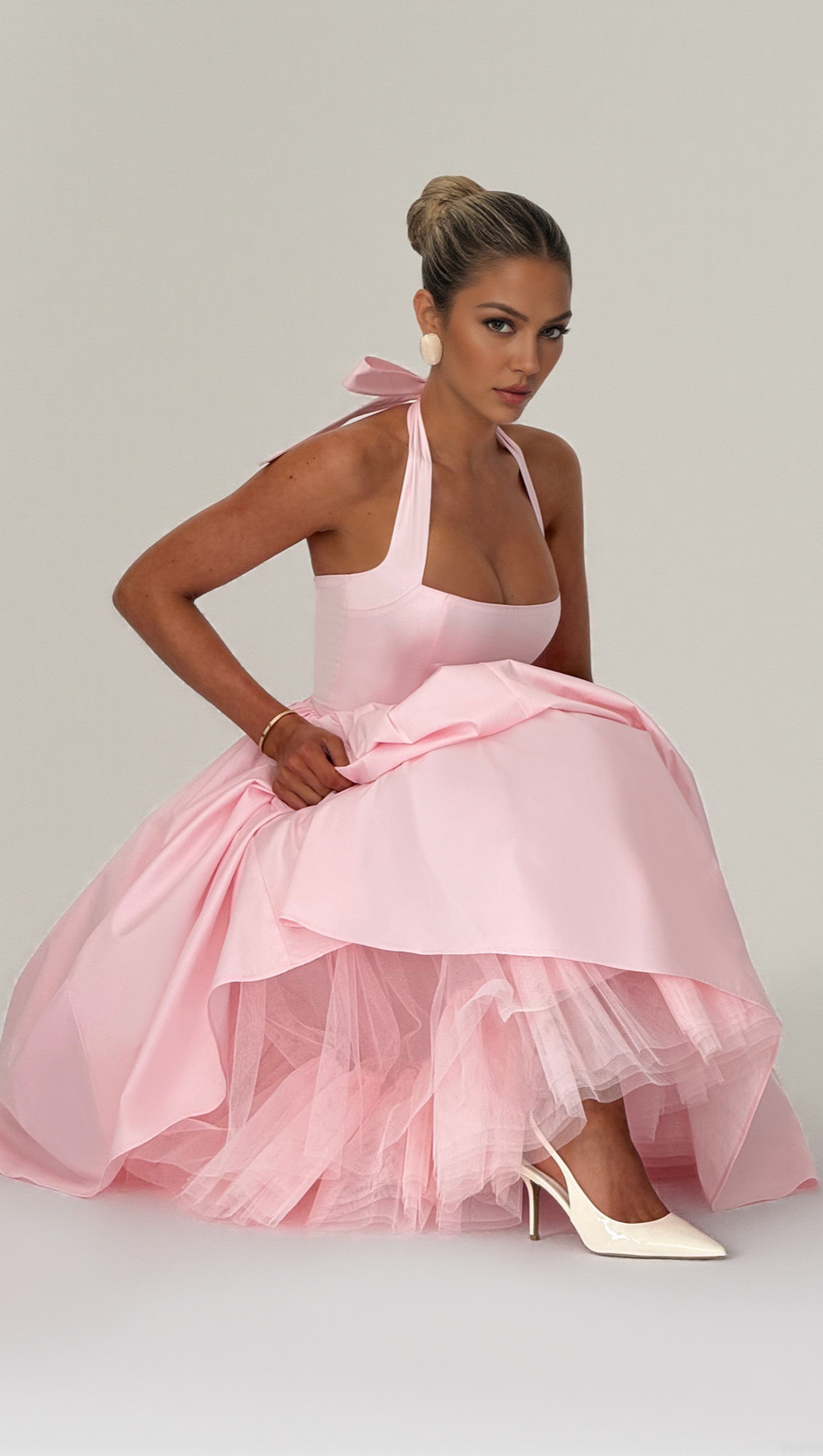 CRESSIDA BACKLESS PUFFY MIDI DRESS - BLUSH