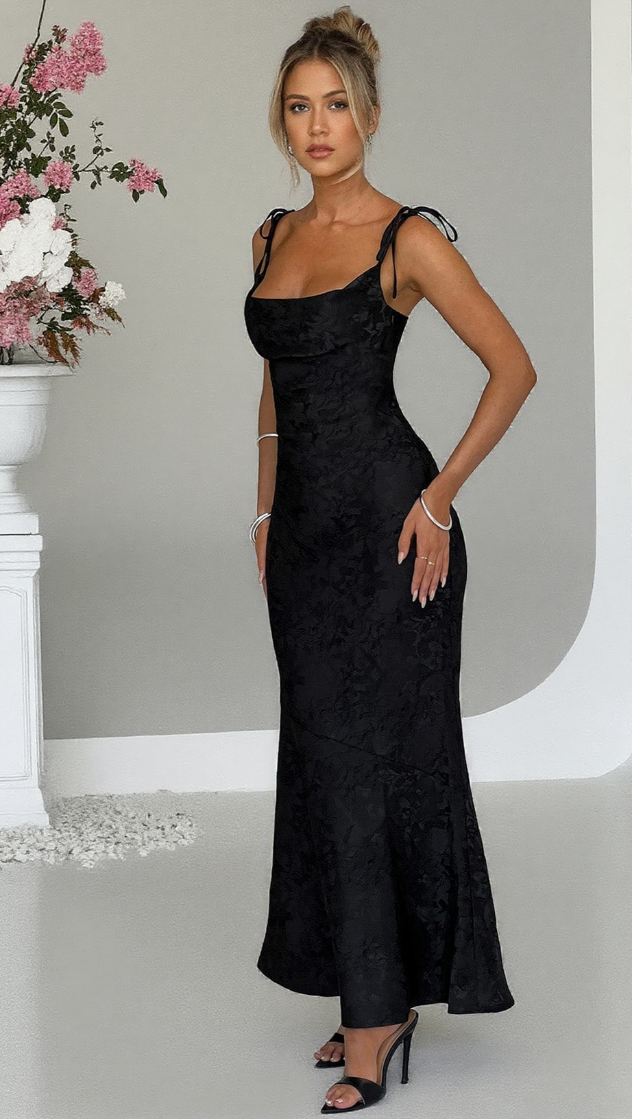 WHITNEY MAXI DRESS - BLACK