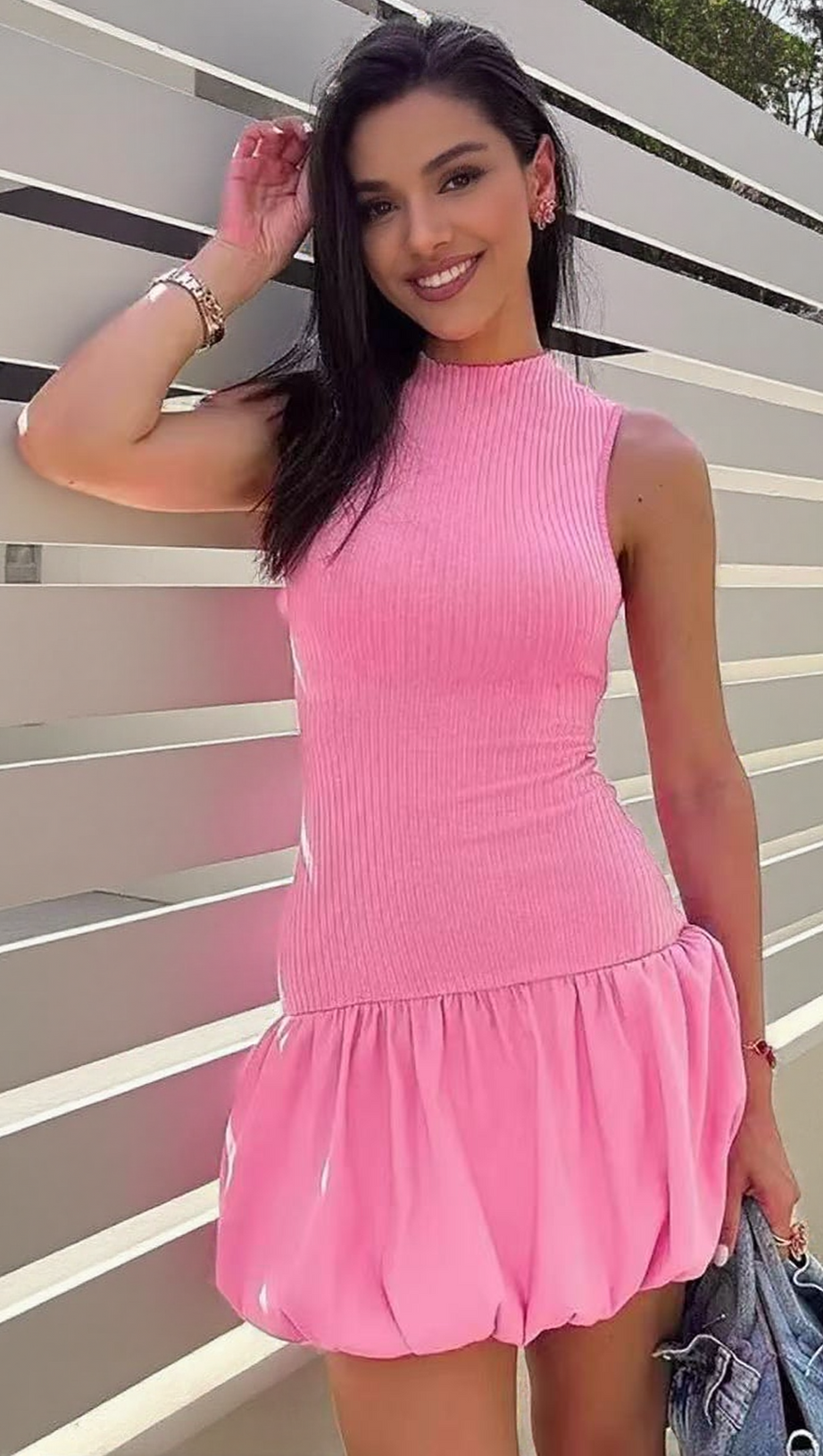 BACKLESS BUBBLE MINI DRESS