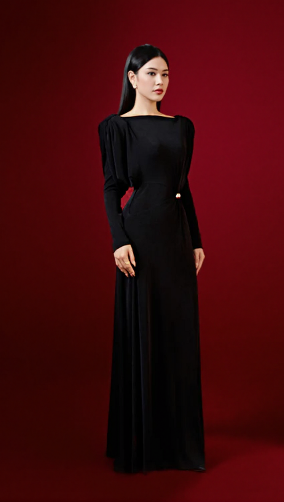 BERYL PLEATED KNITTED FABRIC MAXI DRESS IN BLACK