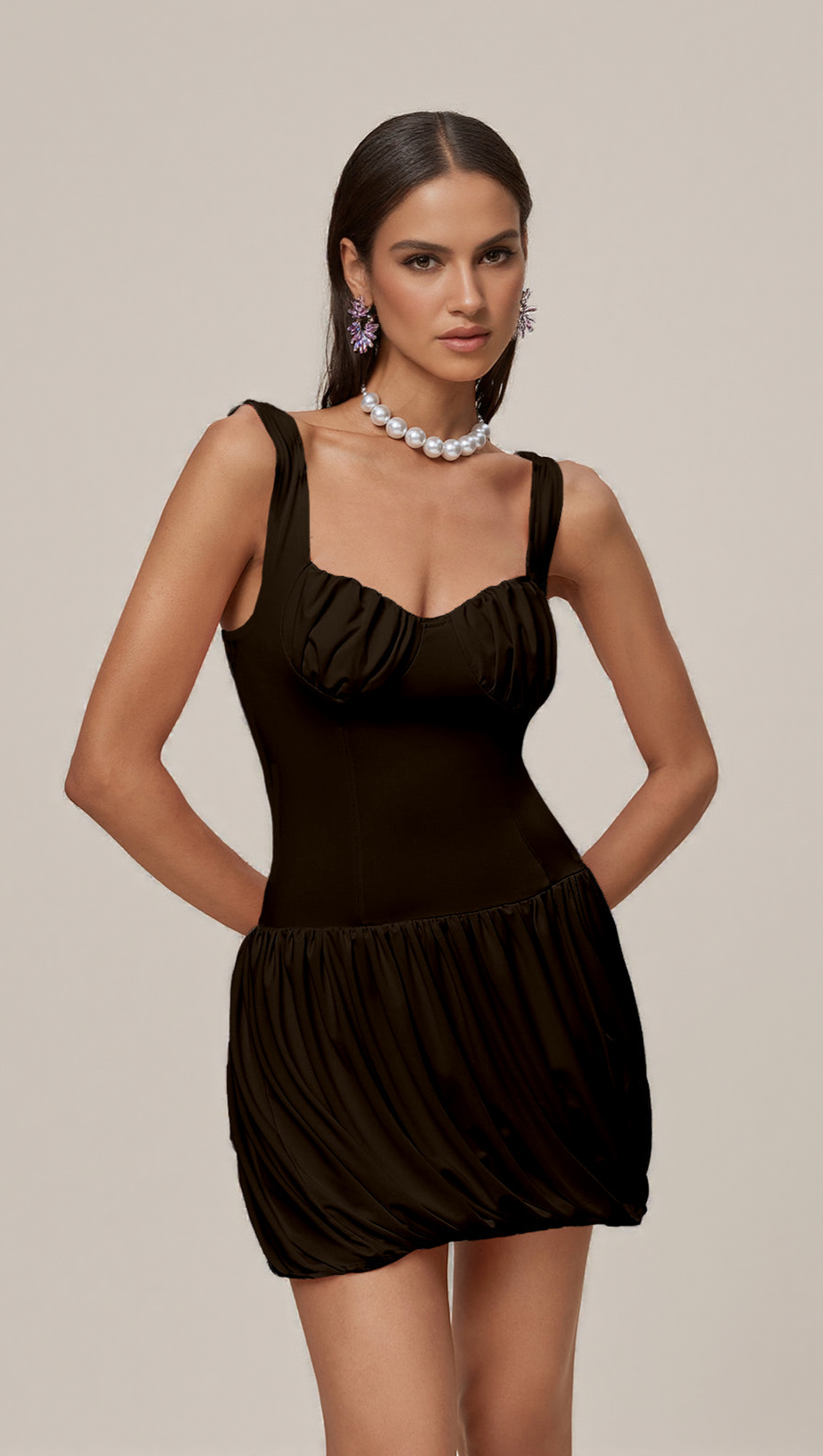 RUCHED BUBBLE MINI DRESS IN COFFEE