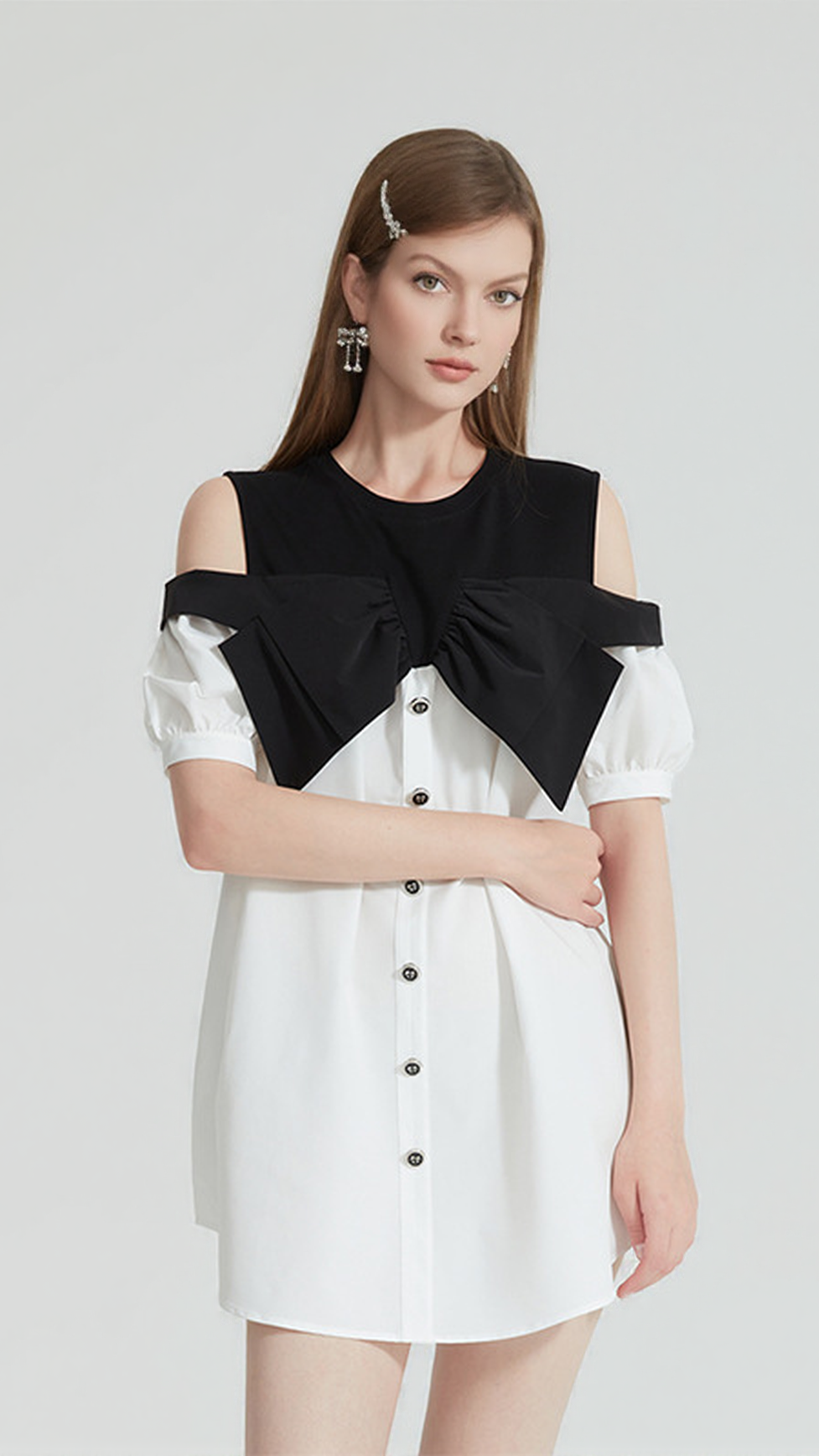 EVELYN OFF-SHOULDER CONTRAST BOW MINI DRESS