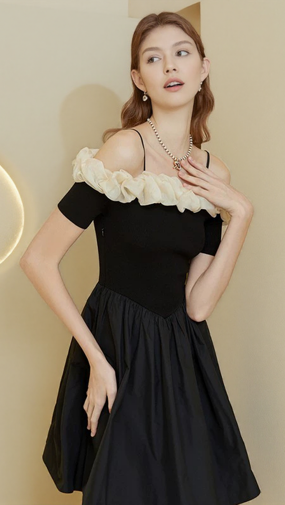 OFF-SHOULDER RUFFLE TRIM SUSPENDER MINI DRESS IN BLACK