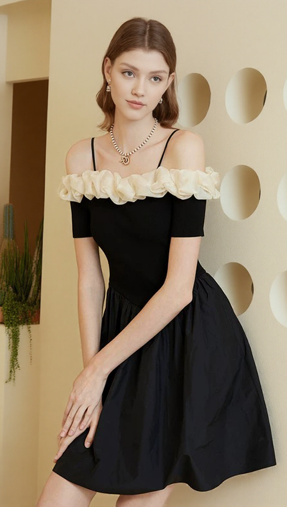 OFF-SHOULDER RUFFLE TRIM SUSPENDER MINI DRESS IN BLACK