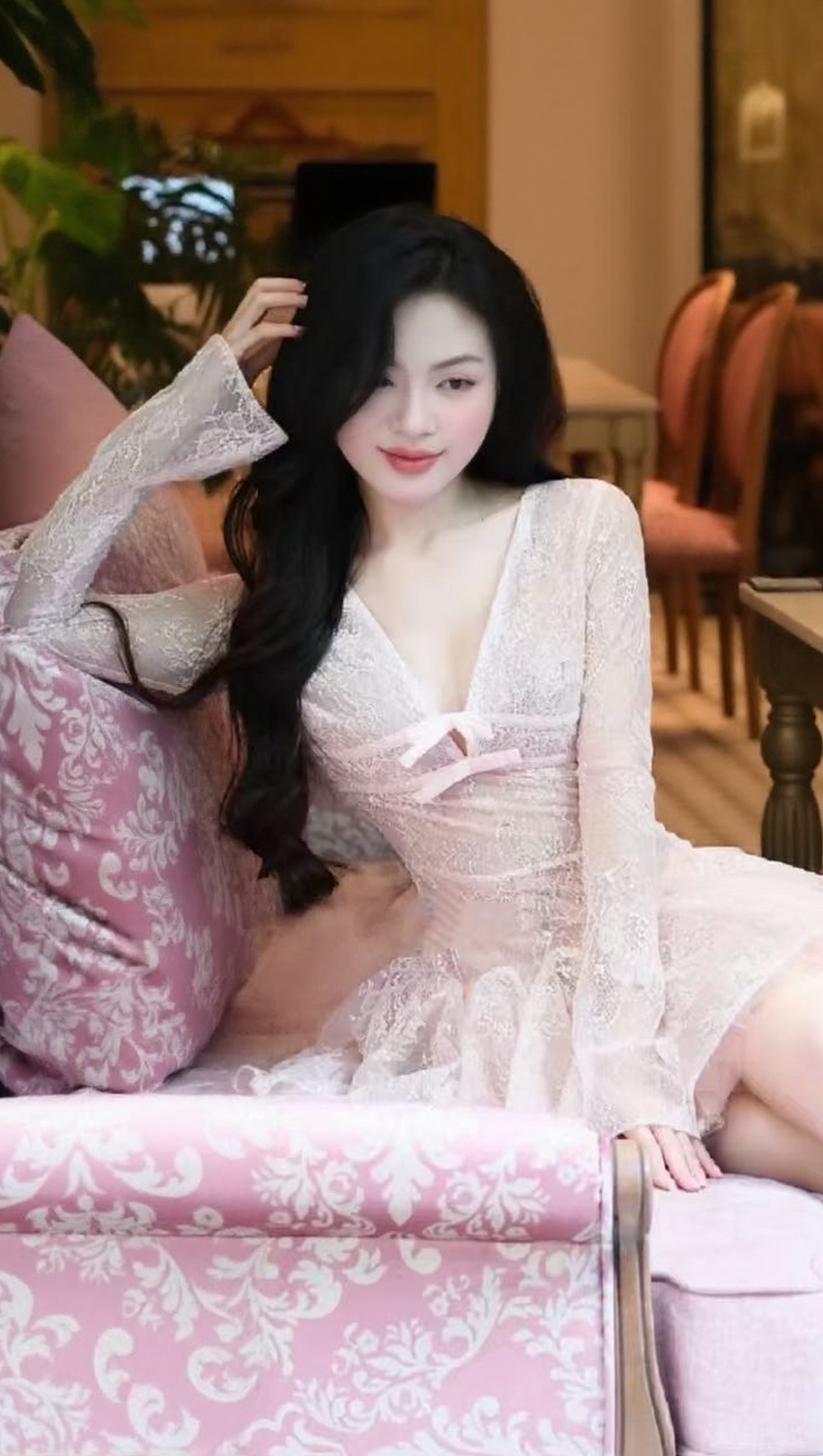 EILEEN LONG-SLEEVE V-NECK LACE A-LINE MINI DRESS IN PINK