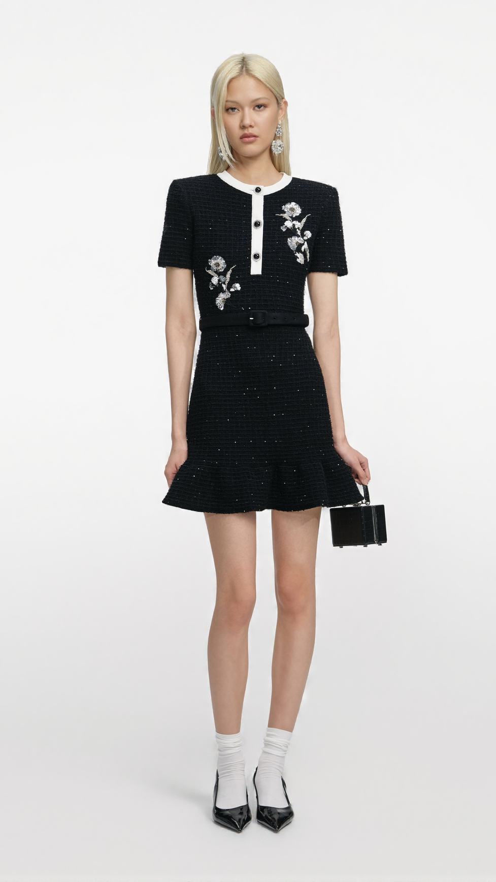 TAMMY BLACK FLORAL TEXTURED KNIT MINI DRESS