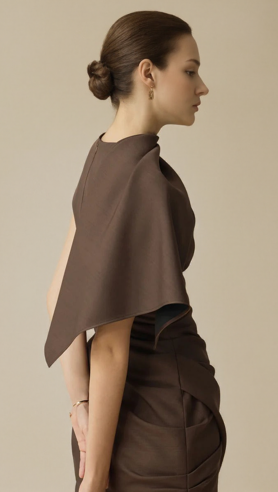 AGATHA ASYMMETRIC SLEEVE DRAPED MINI DRESS IN BROWN