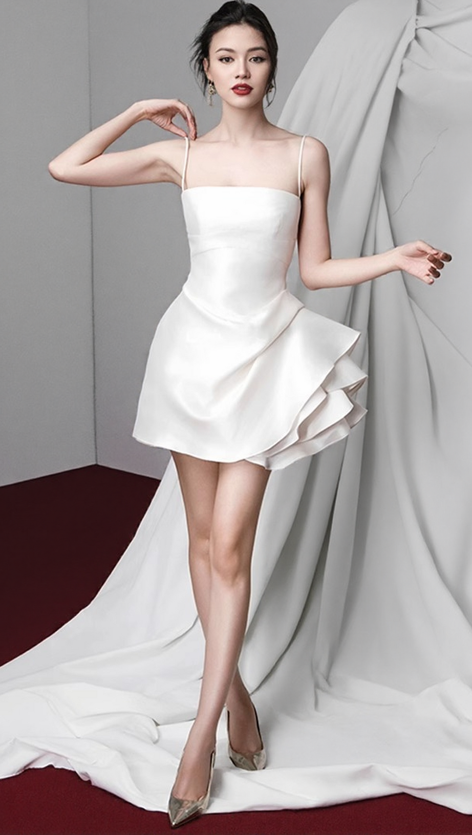 STRAPLESS RUFFLE MINI DRESS IN WHITE